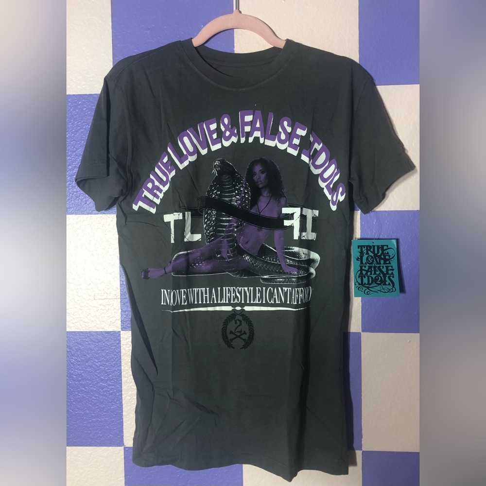 NWT True Love & False Idols Y2K Cobra Clutch Grey and Purple Tee - Size S